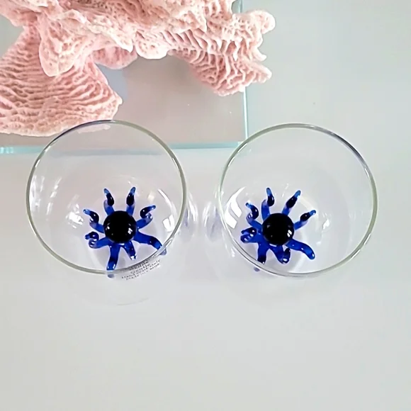 🐙New🐙 Stemless Octopus Wine Glasses Set of 2 - Picture 3 of 4
